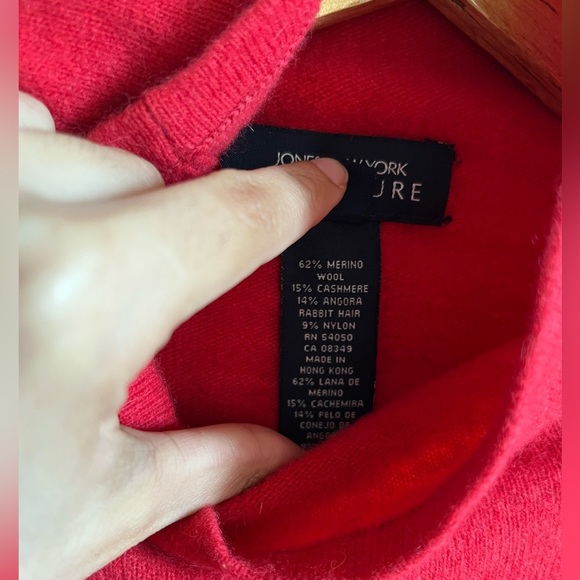 Jones New York  Wool, Cashmere, Angora, Rabbit Hair Vintage  Argyle Sweater - Picture 4 of 8